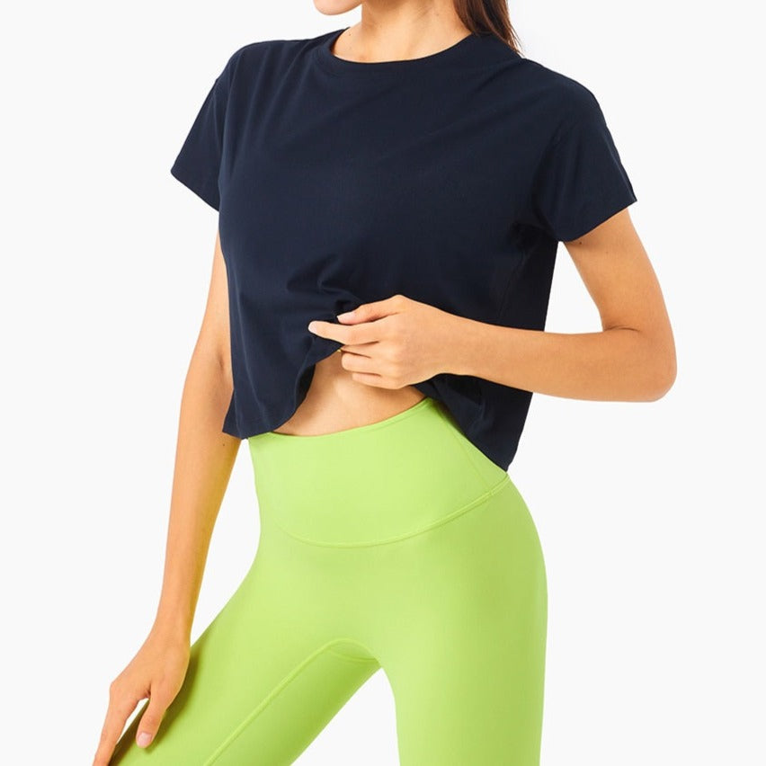 Black Short Sleeve Cropped T-shirt